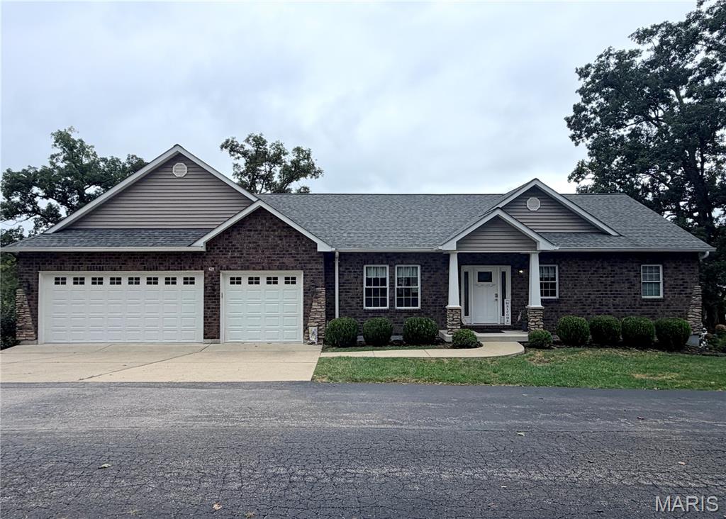 621 Bridgewater Lakeview Terrace Property Photo 1
