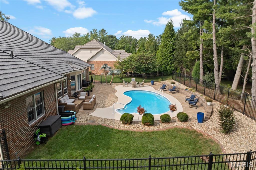 1205 S Oxfordshire Lane Property Photo 48