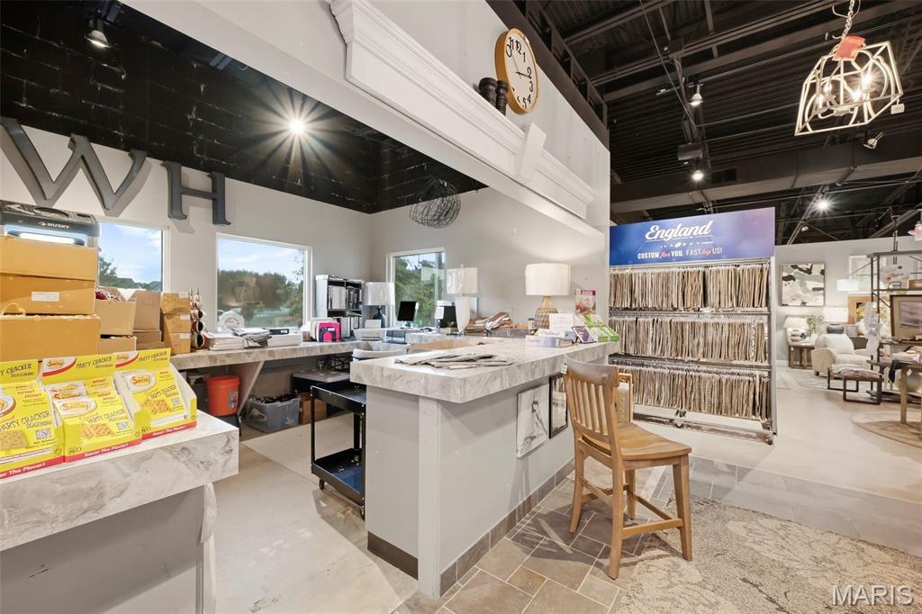 26060564 Property Photo 43
