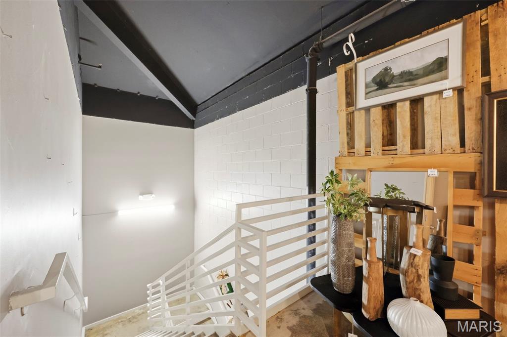 26060564 Property Photo 59