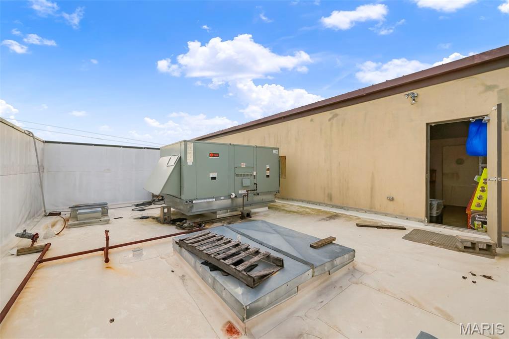 26060564 Property Photo 79