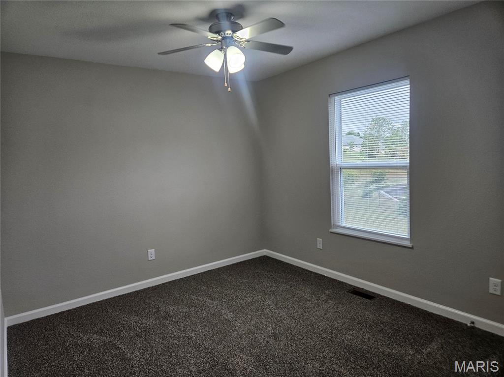 406 Daniel Court Property Photo 13