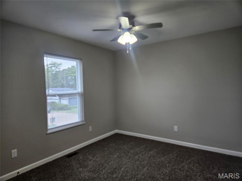 406 Daniel Court Property Photo 16