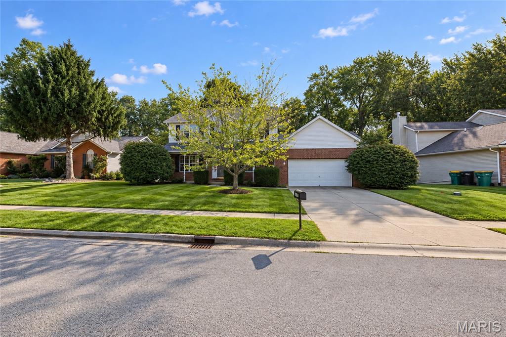 1106 Illini Drive Property Photo 2
