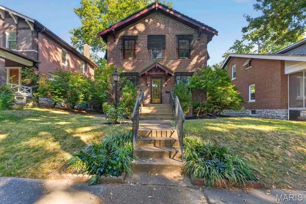 7051 Waterman Avenue Property Photo 1