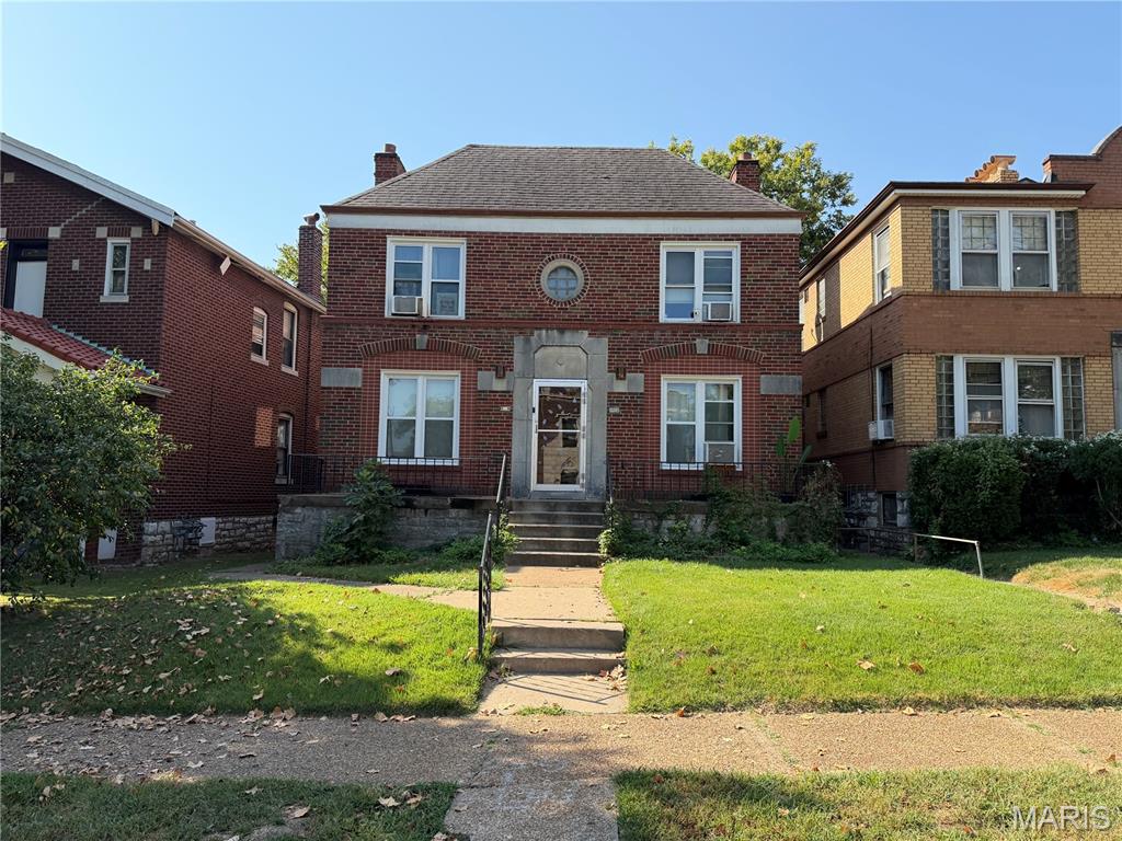 4928 Winona Avenue Property Photo 1