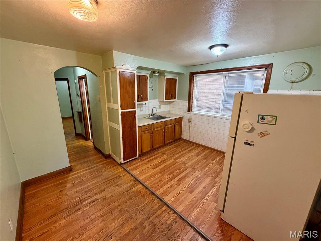 4928 Winona Avenue Property Photo 5