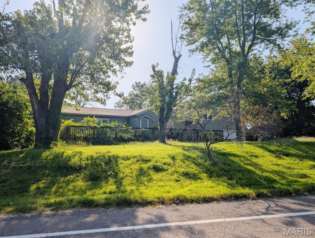 12816 Bellefontaine Road Property Photo 3