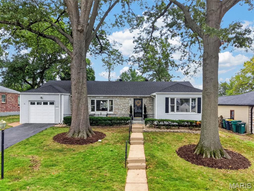 1424 Ronald Drive Property Photo 1