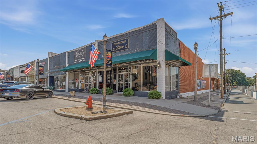 101 First Street Property Photo 6
