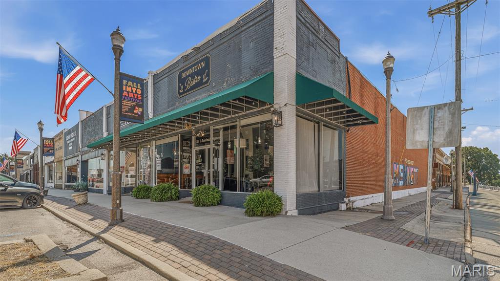 101 First Street Property Photo 7