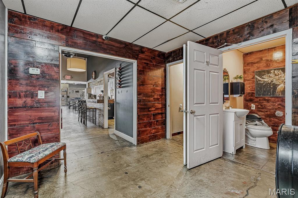 101 First Street Property Photo 36