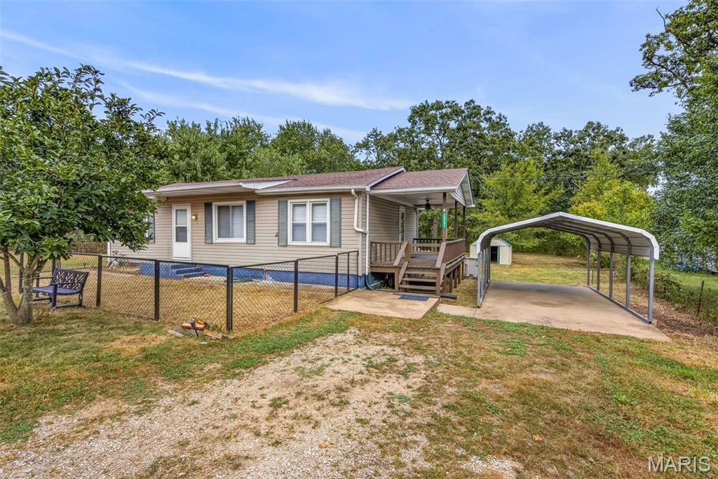 15591 S State Highway 21 Property Photo 1