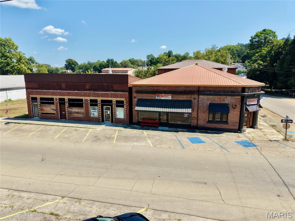 390 Main Street