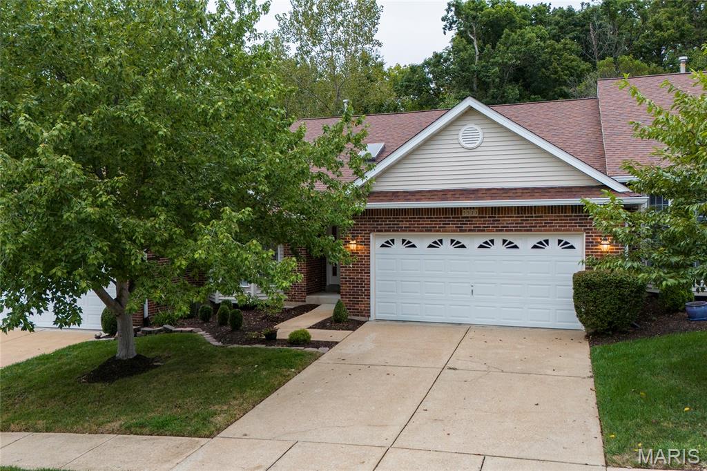 5523 Heatherbluff Court Property Photo 1