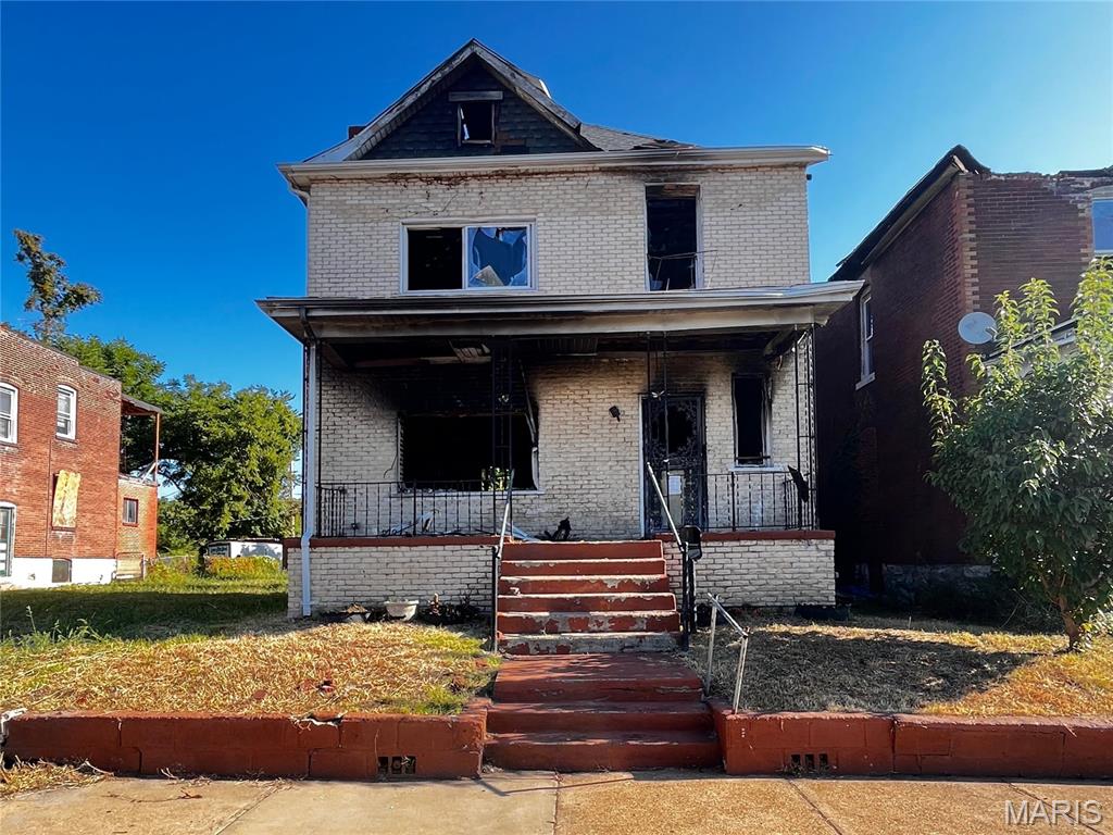 4439 Ashland Avenue Property Photo 1
