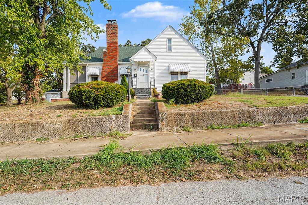 812 W Miller Street Property Photo 1