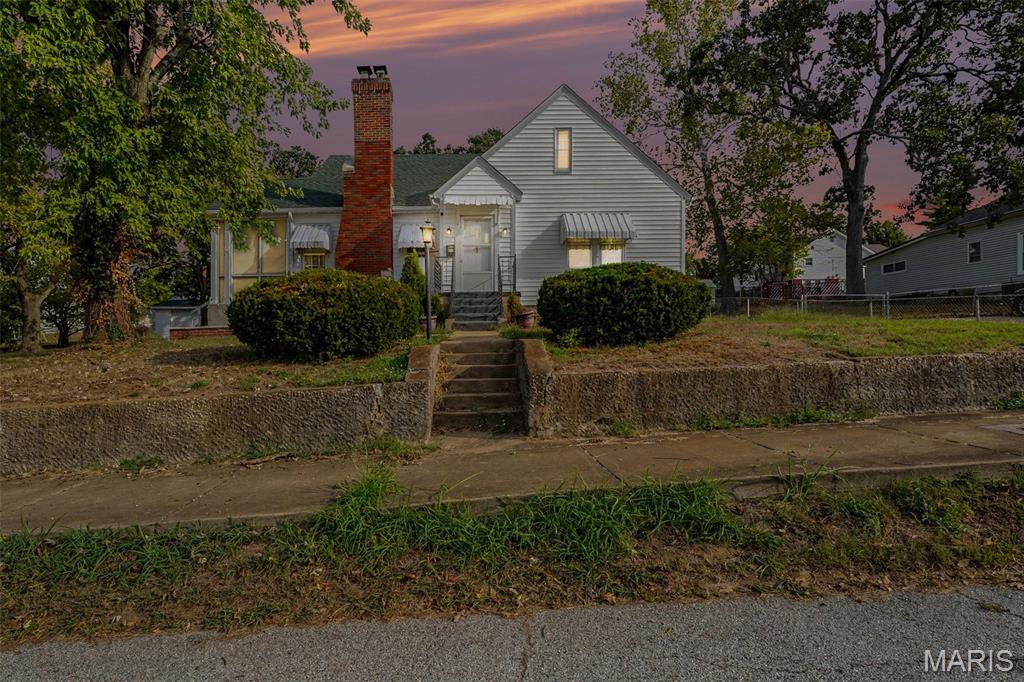 812 W Miller Street Property Photo 4