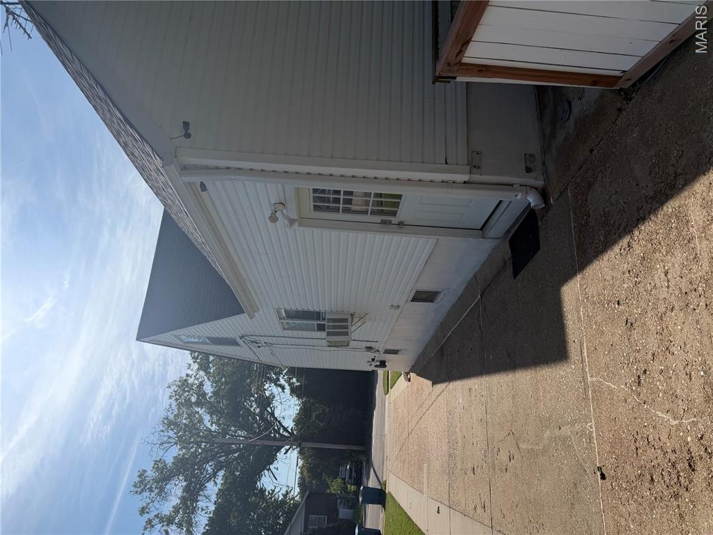 2315 Wengler Avenue Property Photo 4