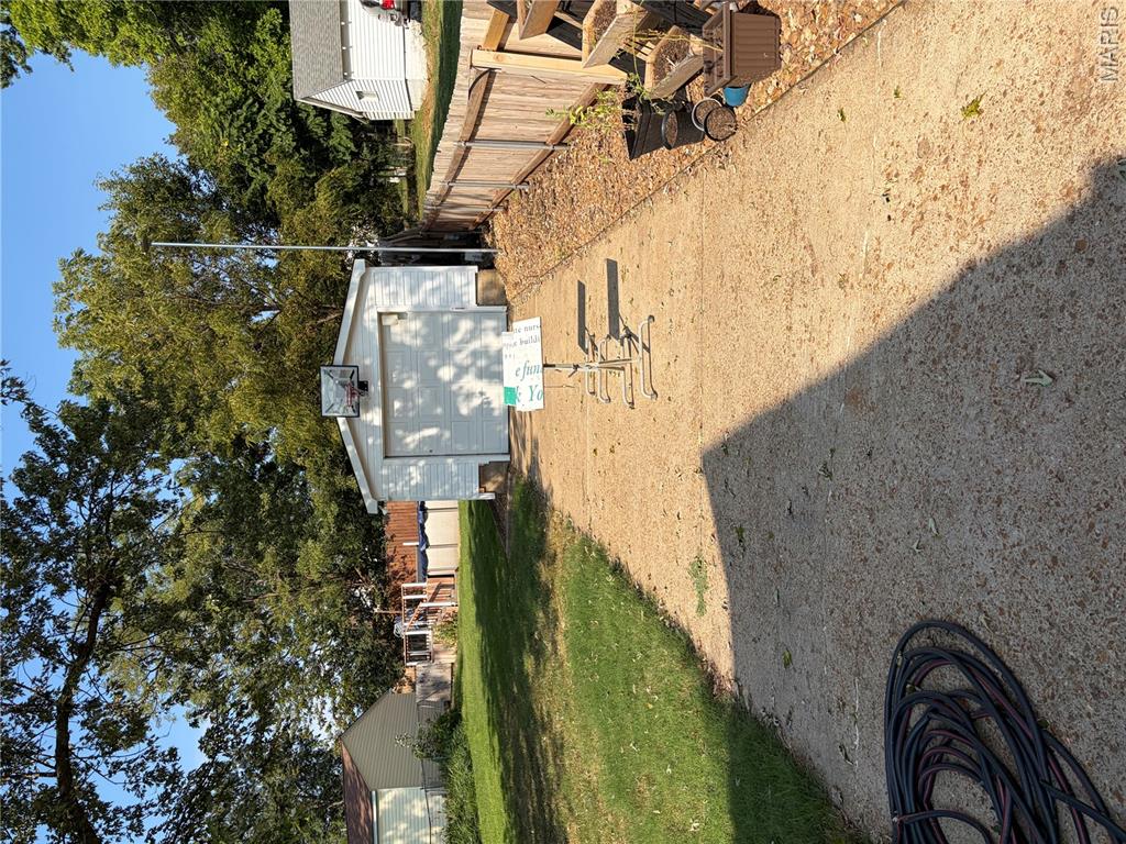2315 Wengler Avenue Property Photo 5