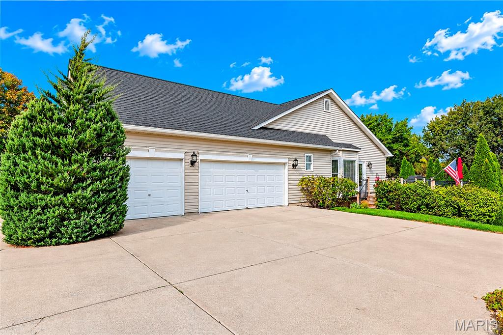 45 Boulder Creek Court Property Photo 8