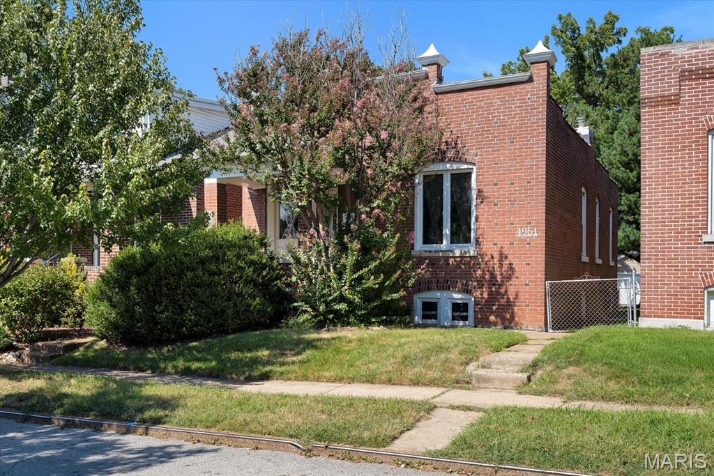 4961 Schollmeyer Avenue Property Photo 1
