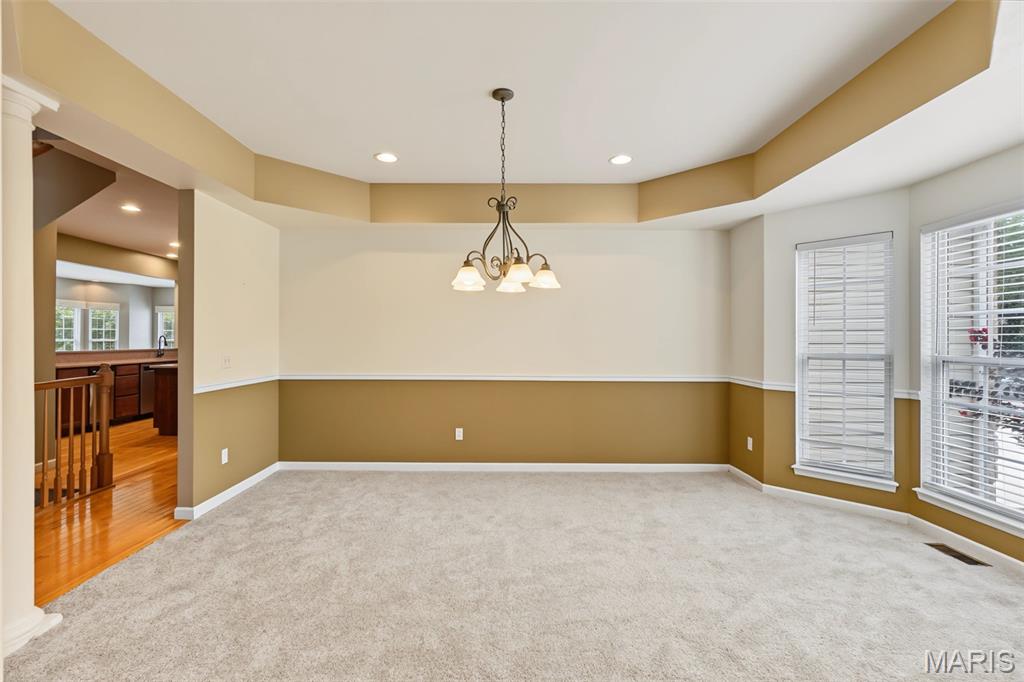 1052 Brook Mont Drive Property Photo 11