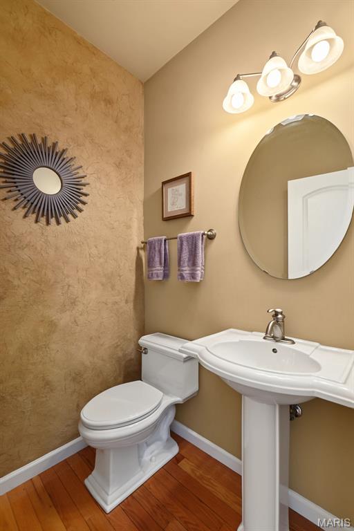 1052 Brook Mont Drive Property Photo 23