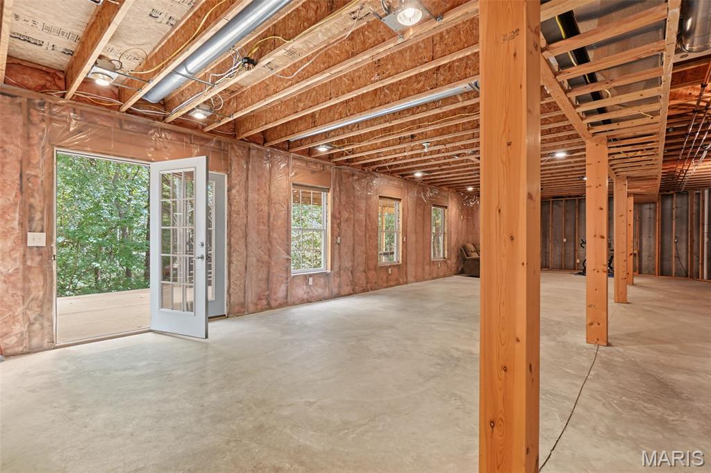 1052 Brook Mont Drive Property Photo 47