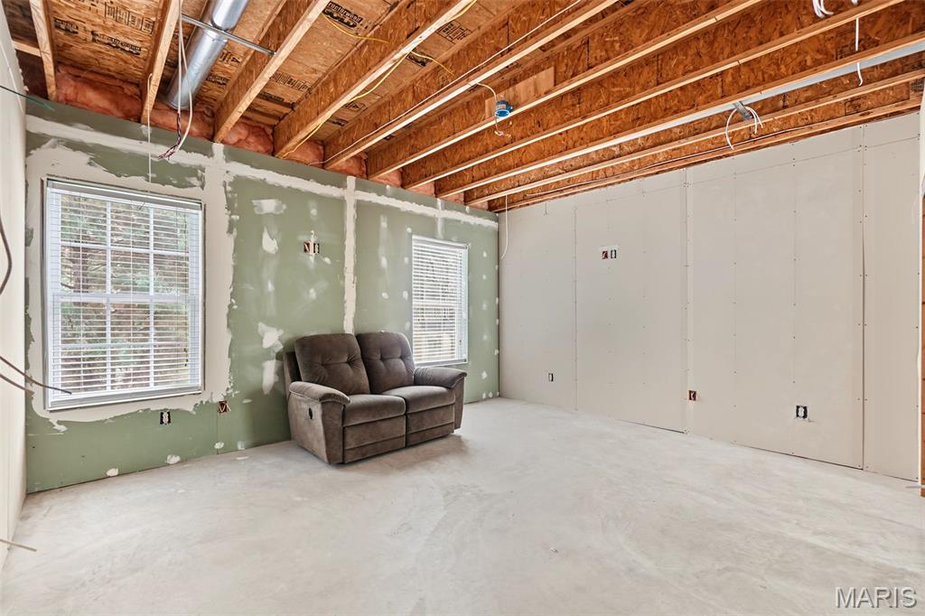 1052 Brook Mont Drive Property Photo 48