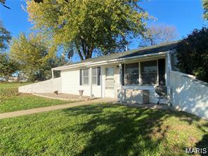 212 College Street Property Photo 1