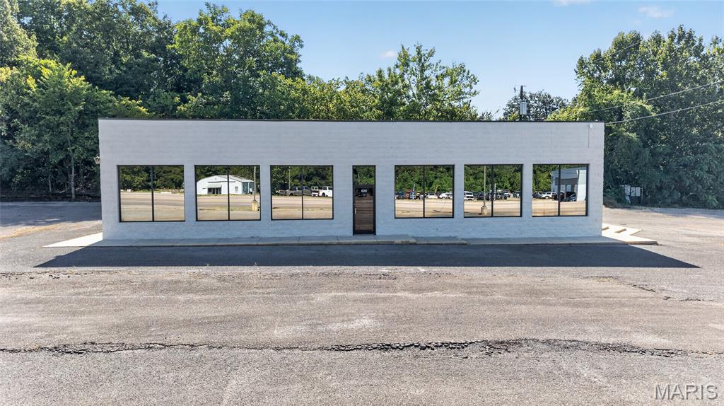 620 N State Highway 25 Property Photo 7