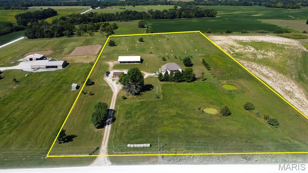 12201 S Clinkenbeard Road Property Photo 1