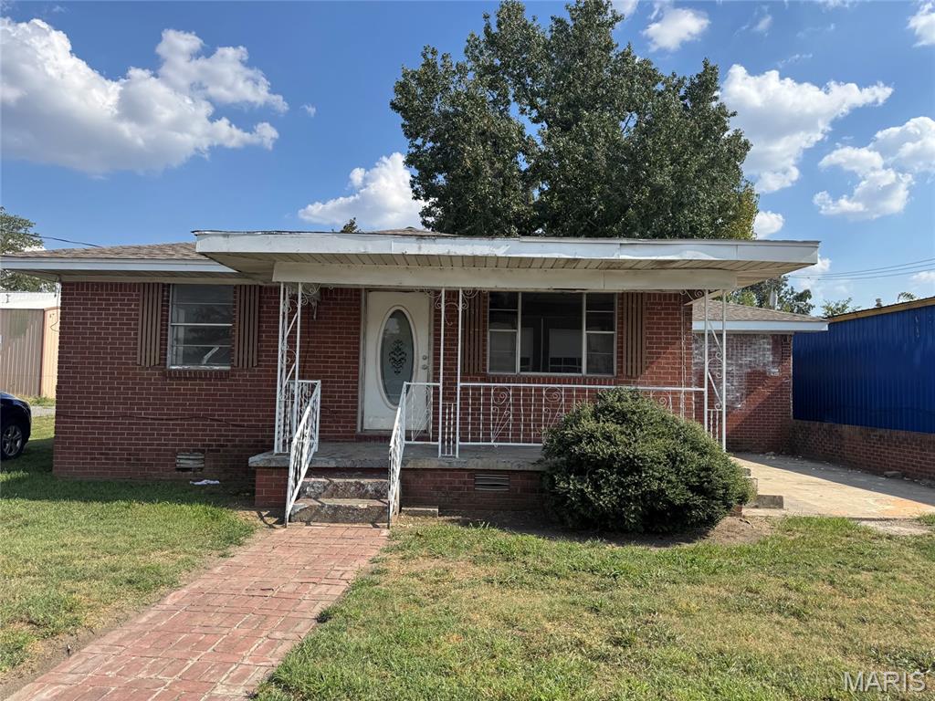 131 South Walnut Street Property Photo 1
