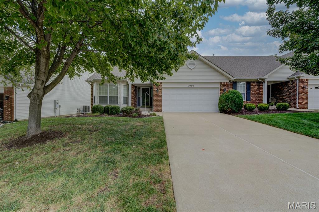 2107 Mcgregor Circle Property Photo 2