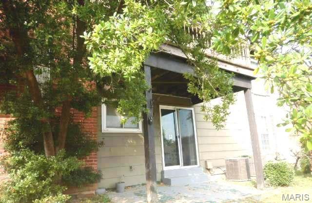 6671 Flowerfield Ln B Property Photo 1