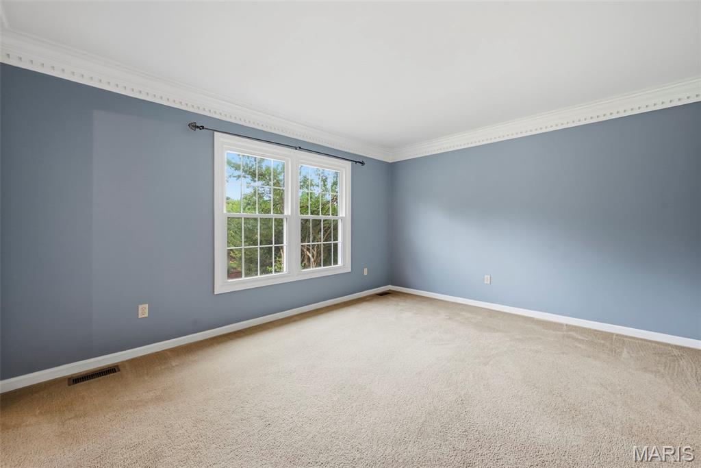 176 Spring Oaks Drive Property Photo 8