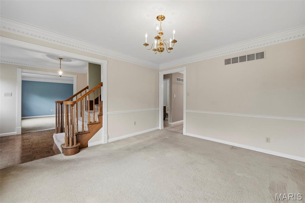 176 Spring Oaks Drive Property Photo 27