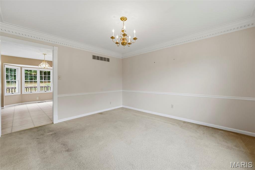 176 Spring Oaks Drive Property Photo 28
