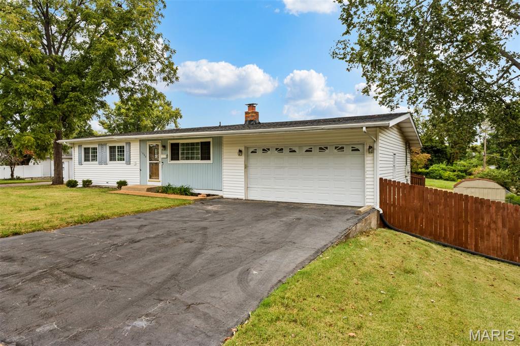 1060 Loveland Drive Property Photo 3