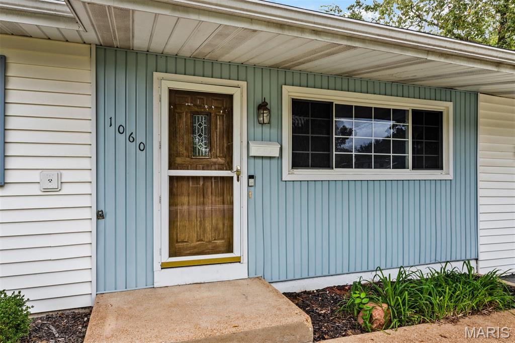 1060 Loveland Drive Property Photo 4