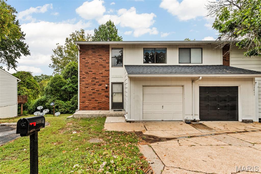 12415 Sea Lane Drive Property Photo 1