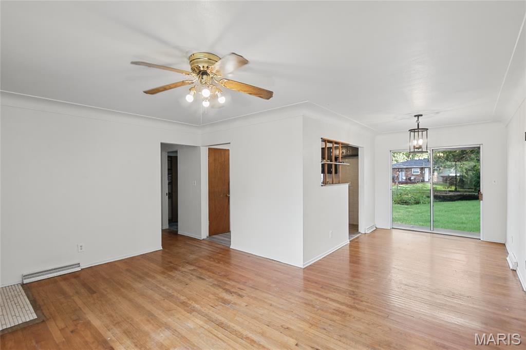 4103 S Park Drive Property Photo 6
