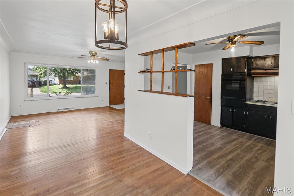 4103 S Park Drive Property Photo 9