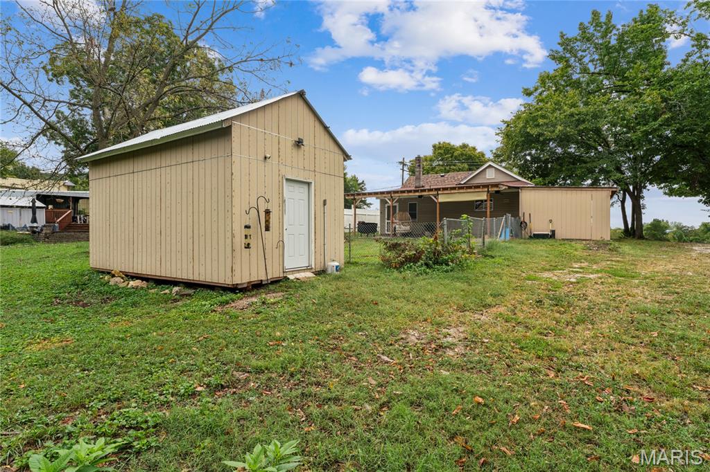 2639 Highway 100 Property Photo 37