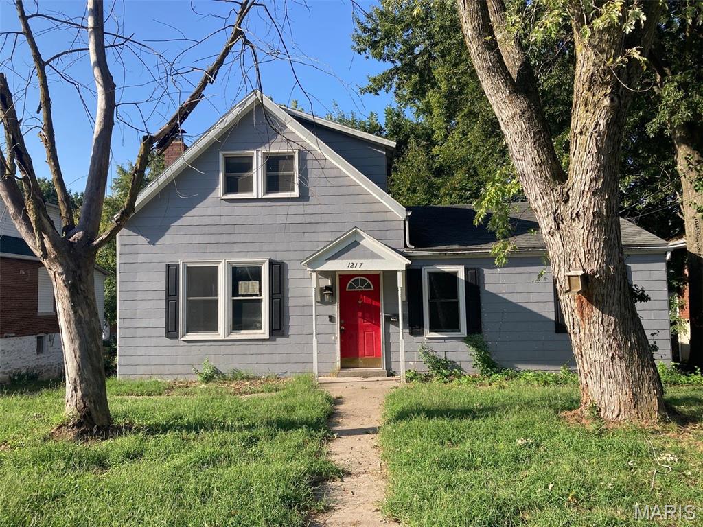1217 W High Street