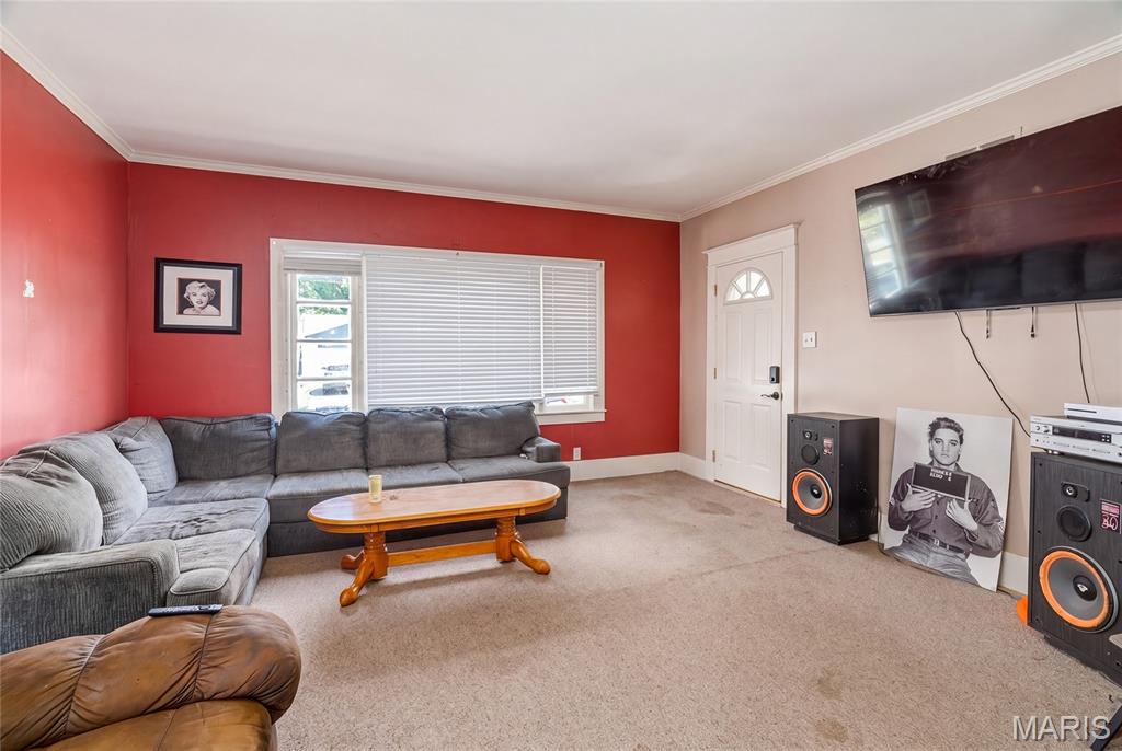 1207 Maple Property Photo 2