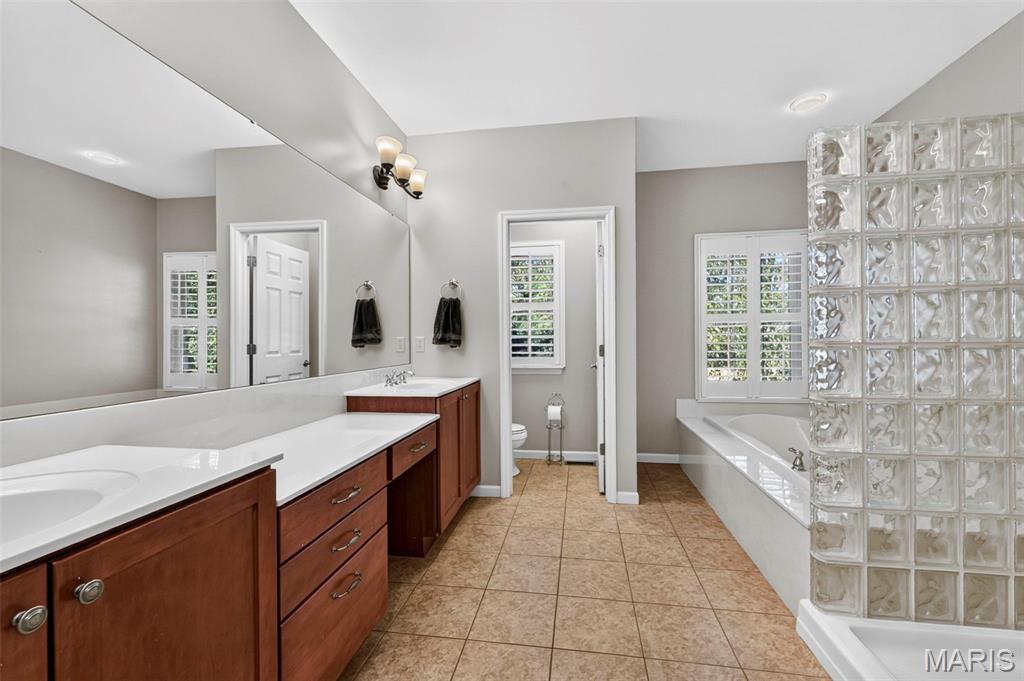 3116 Brook Hollow Drive Property Photo 21
