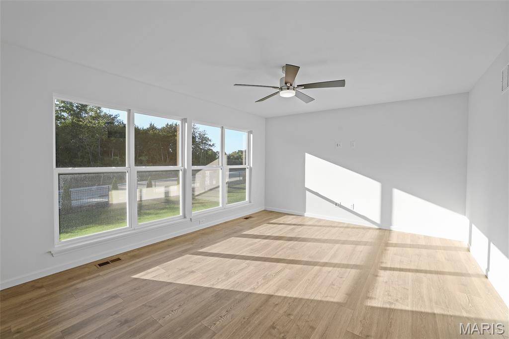 2322 Castle Hill Drive Property Photo 14
