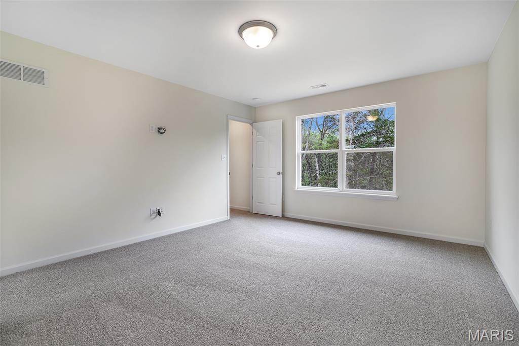 2335 Castle Hill Drive Property Photo 19